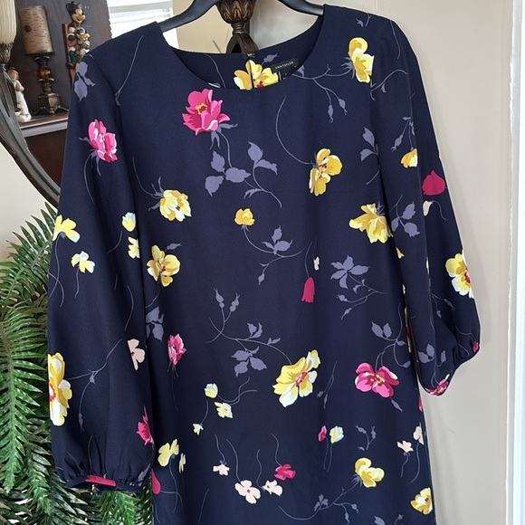 NWOT Ann Taylor Floral Print Navy Blue Shift Dress 3/4 Sleeves Easter Spring - Picture 2 of 13